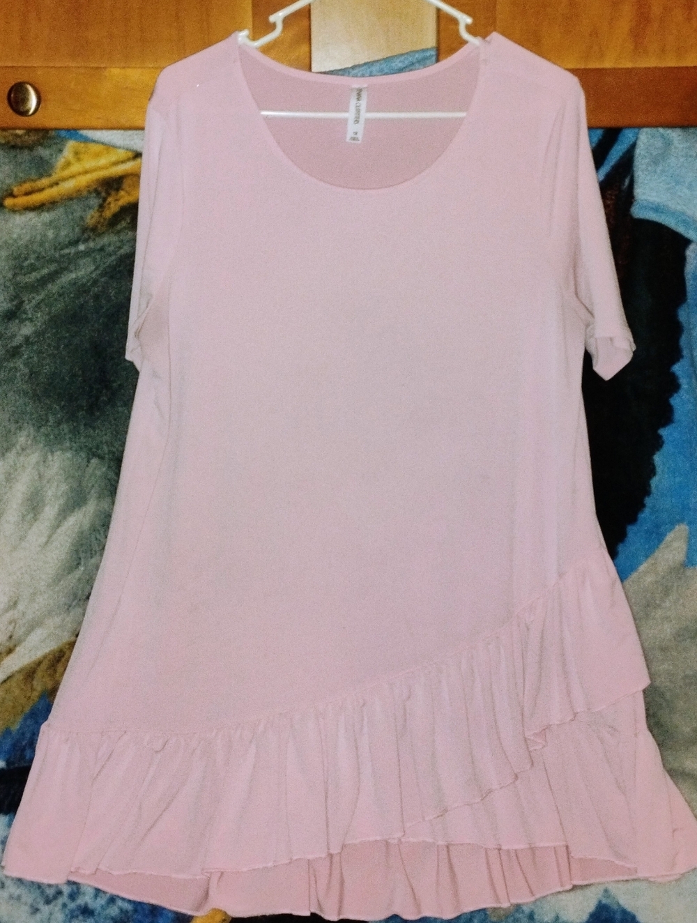 Women's ZENANA OUTFITTERS Pink Blouse Tunic 1X Short Sleeve Ruffled Oversized